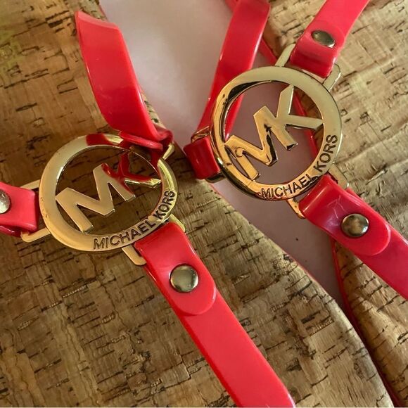 Michael Kors MK Logo Charm Jelly T Strap Sandals - Picture 3 of 7